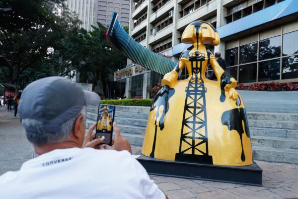 Meninas Caracas Gallery