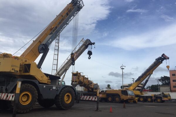 Juan Carlos Caiazza Grandolio - TIMACA y su flota de equipos móviles ¡Un mundo de fuertes gigantes! - FOTO