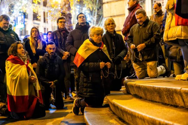 La expansión del virus del revisionismo histórico | Babelia EL PAÍS