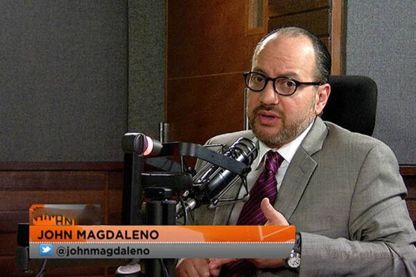 "La respuesta estratégica que tiene que dar la oposición es pensar en un sustituto"