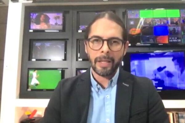 Ministro Ñáñez denuncia reedición de una campaña mediática en contra de Venezuela para afectar a la población migrante