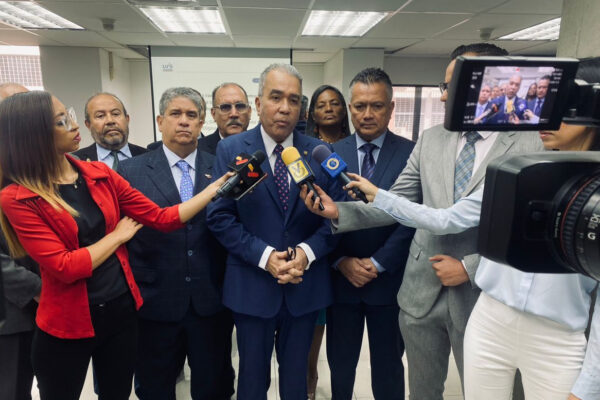 Sería criminal marchar divididos en las presidenciales y facilitarle el camino al oficialismo