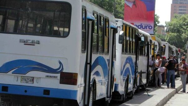 Transportistas esperan que Gobierno apruebe nuevo aumento del pasaje