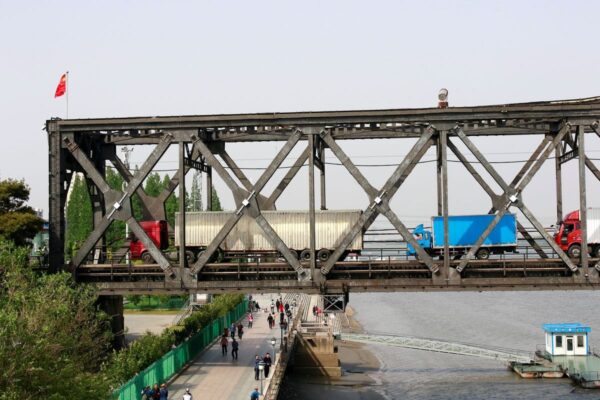 Una historia de frontera: cómo factorías chinas de pescado prosperan gracias al trabajo forzado norcoreano | EL PAÍS Semanal