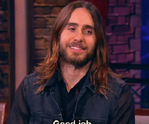 Jared Letto mostrando su pulgar en señal de aprobación de que la nueva herramienta de Búsqueda con círculos de Google funcione con el S Pen del Samsung Galaxy S24 ultra.- Blog Hola Telcel