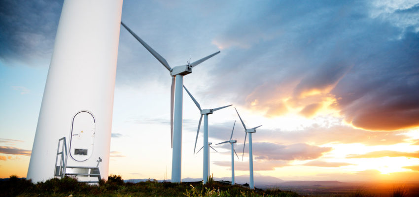 Aramco y ExxonMobil cuestionan estrategia de transición hacia energías limpias