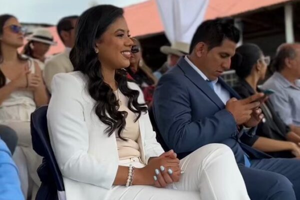 Asesinaron a una joven alcaldesa y a un miembro de su gabinete en Ecuador