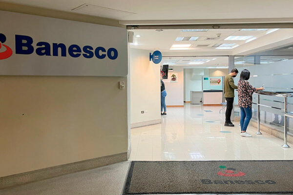 Banesco atendió a más de 8.000 clientes en diferentes comunidades
