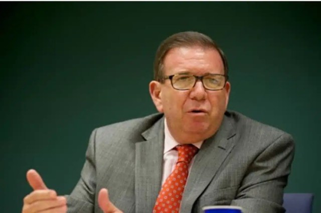 Conoce a Edmundo González Urrutia, el candidato que logró postular la MUD para las presidenciales