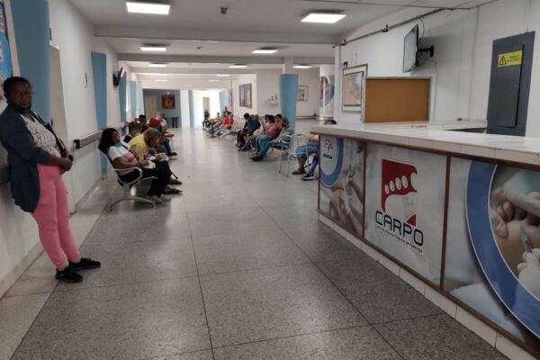 Diabéticos tienen centro de podología en Aragua