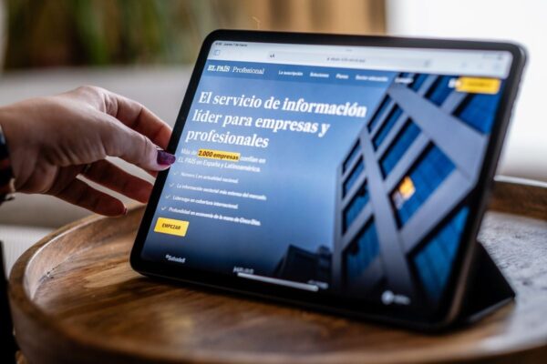 EL PAÍS lanza EL PAÍS Profesional, la plataforma que mejora la propuesta de suscripción digital para empresas y profesionales | EL PAÍS que hacemos EL PAÍS