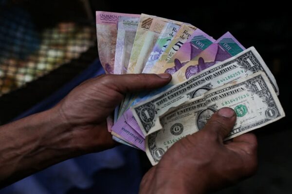 Estiman que aumento del salario mínimo llegaría para esta fecha: ¿De cuánto sería el monto?