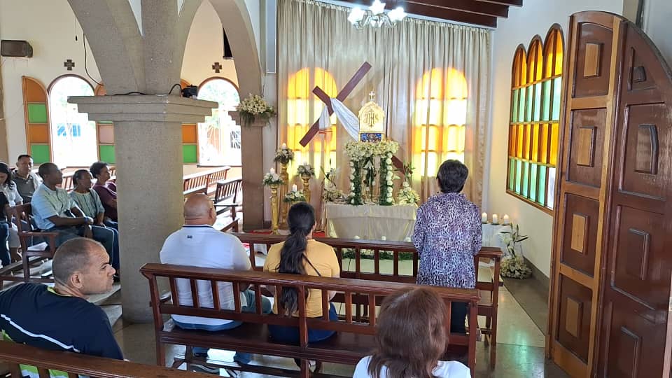 Feligreses de Nueva Esparta visitaron los 7 templos