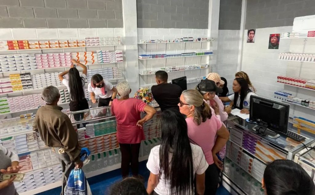 Inauguran farmacia que ofrece medicinas para tratamientos oncológicos