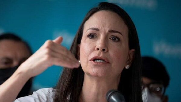 María Corina Machado acudirá al CNE para inscribir su candidatura pese a inhabilitación