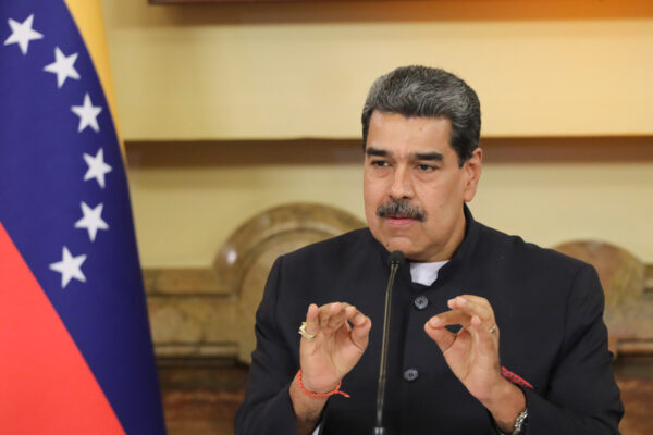 Nicolás Maduro acusó a Capriles de aliarse con bandas criminales de Miranda "Venezuela irá a elecciones presidenciales y el pueblo venezolano tendrá una nueva gran victoria este año 2024 para despejar el camino al 2030 y más allá"