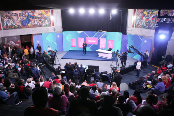 Presidente Maduro convoca elecciones populares para proyectos comunales