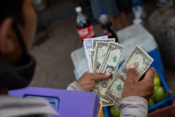 Propuesta de incremento del salario mínimo a US$ 200 tiene sustento macroeconómico