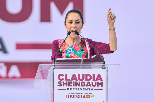 Sheinbaum insta a Biden y a Trump a no hacer campaña con el tema de México Sheinbaum insta a Biden y a Trump a no hacer campaña con el tema de México