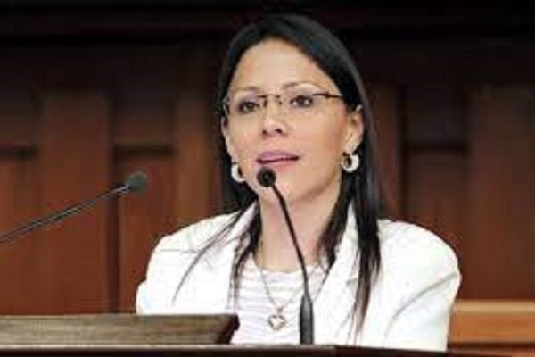 Tiene 2 hermanos implicados en la operación 'Brazalete Blanco'