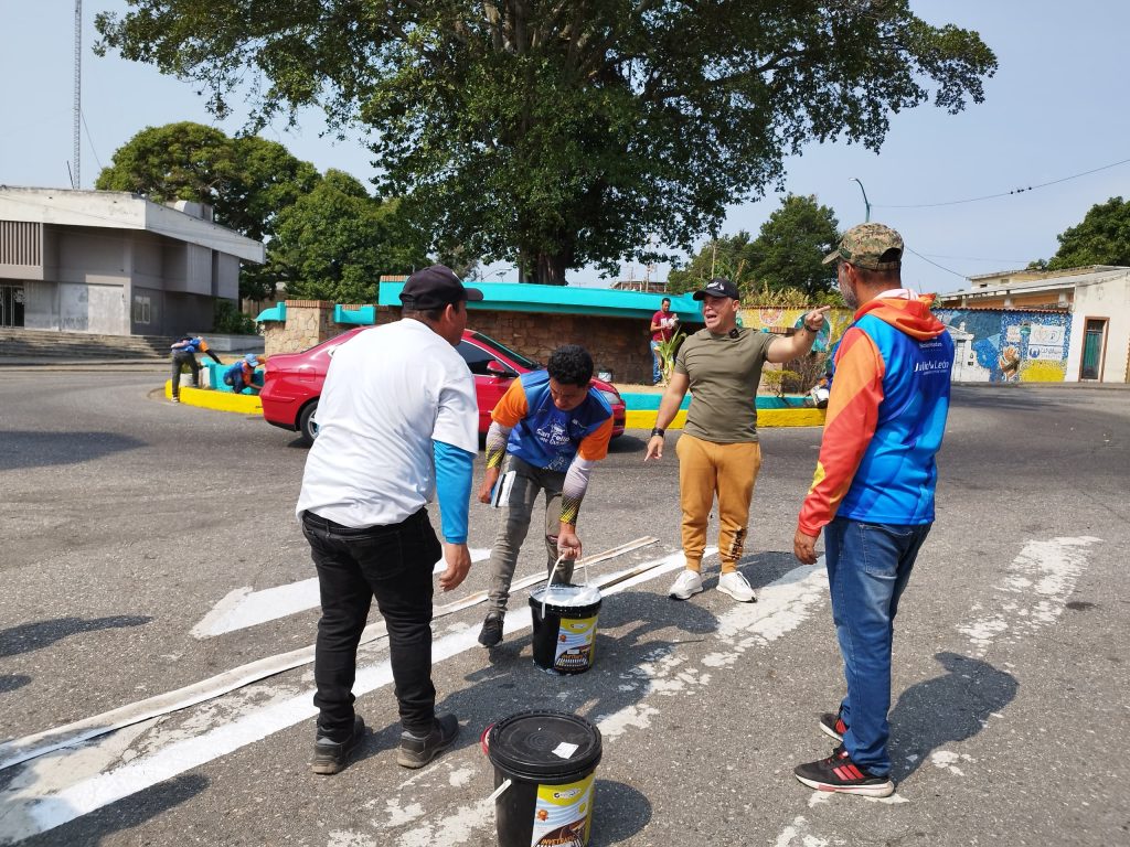 Atención a servicios públicos solicitan en San Felipe a través del 1×10