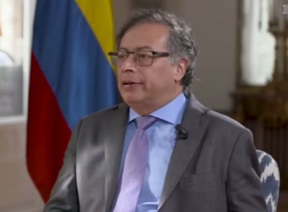 Gustavo Petro tachó de golpe antidemocrático la inhabilitación de María Corina Machado