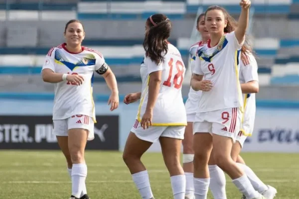 Vinotinto femenina Sub-20