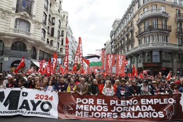 Españoles claman por mejoras sociales en el Día de los Trabajadores
