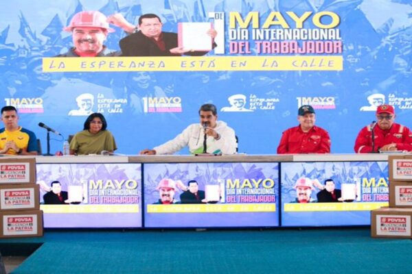 Maduro anunció que el Banco Bicentenario será el nuevo banco digital de los trabajadores