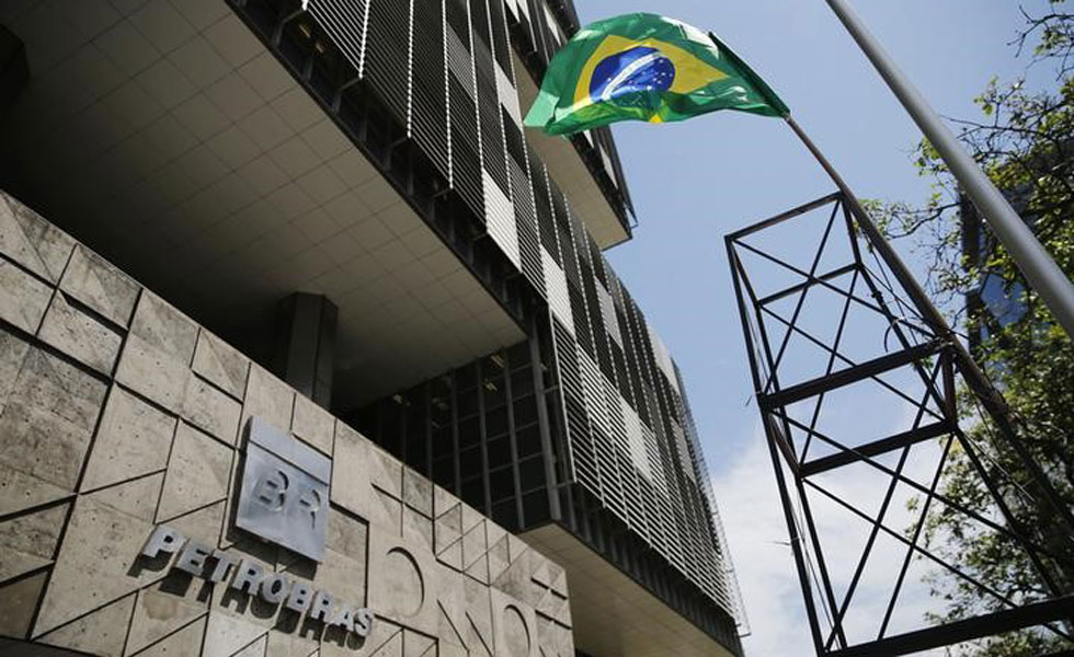 Ministro de Energía de Brasil acusa a Guyana de "chupar" reservas brasileñas de petróleo