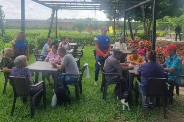 Brindan recreación especial a adultos mayores en Maturín