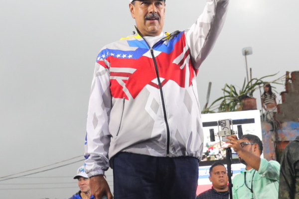 Brito anda a debatir con el pueblo