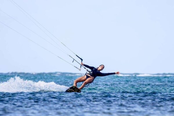 Disfrute vientos de 30 nudos en el paraíso del kitesurf en Falcón Disfrute vientos de 30 nudos en el paraíso del kitesurf en Falcón