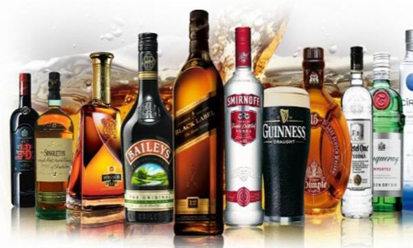El Auge de las Nuevas Variantes de Bebidas Alcohólicas: Impulsando el Crecimiento del Mercado