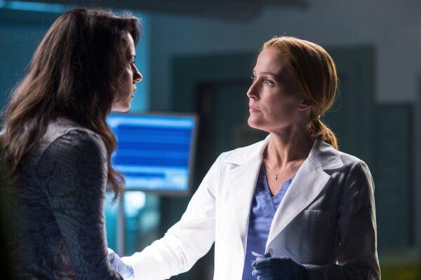 El efecto Scully o cómo ‘Expediente X’ motivó a las fans de la serie a estudiar carreras de ciencias | Feminismo | S Moda EL PAÍS