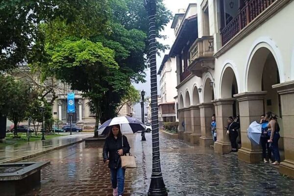 Este martes continúan las lluvias en gran parte del país Este martes continúan las lluvias en gran parte del país