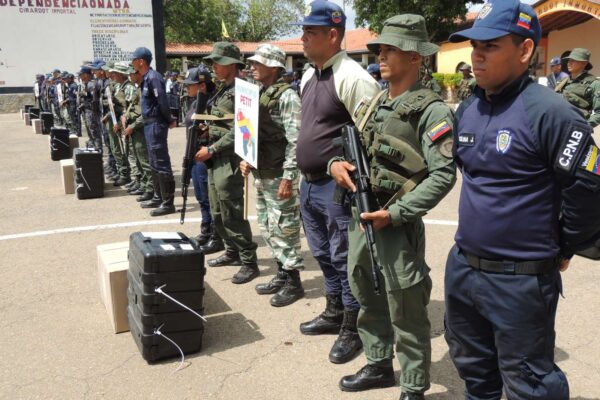 Falcón recibió material electoral para el simulacro del 30 de junio