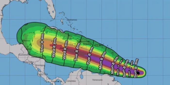 Huracán Beryl alcanzó la categoría 3 y amenaza el sureste del Caribe