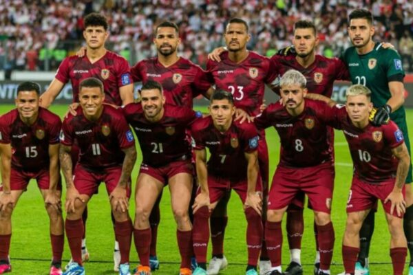 Maduro celebra pase a cuartos de final de la Vinotinto en Copa América Maduro celebra pase a cuartos de final de la Vinotinto en Copa América
