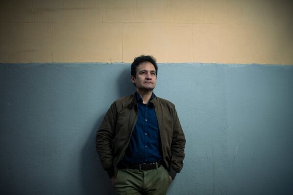 Martín Rodríguez-Gaona, el analista de la poesía española actual: de los inmigrantes digitales a los ‘influencers’ | Cultura EL PAÍS