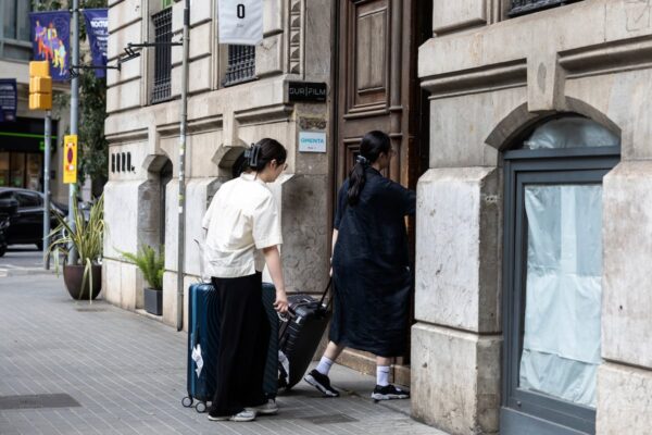 Una política para los pisos turísticos | Opinión EL PAÍS