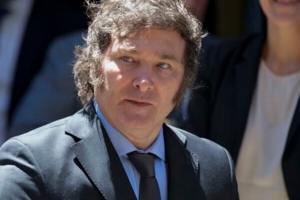 Financial Times: “La luna de miel con Milei se terminó”