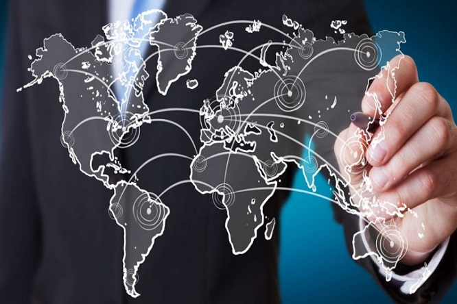 Juanfe Serrano Ponce - ¡Conócelo! Impacto del comercio exterior en la economía global - FOTO