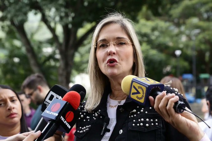 La abogada constitucional Gloria Pinho le mandó un mensaje a María Corina que genera comentarios