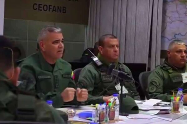 Padrino López afina detalles de la Operación República