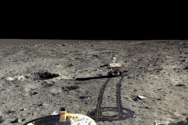 Científicos proponen traer helio-3 de la Luna