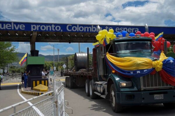 Comercio entre Venezuela y Colombia ronda los 500 millones de dólares
