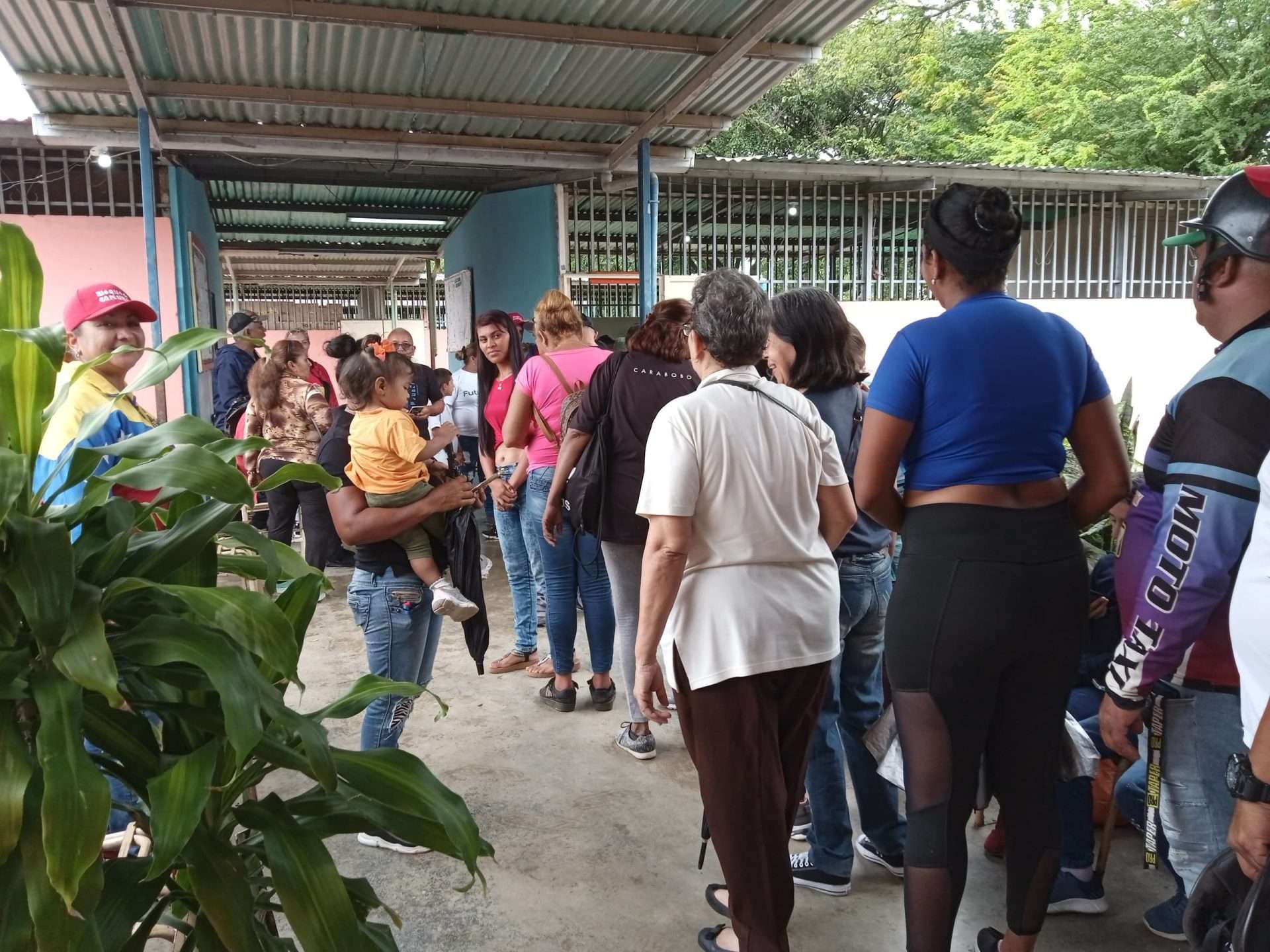Comuna Hugo Chávez de Tinaquillo participó masivamente en la Consulta
