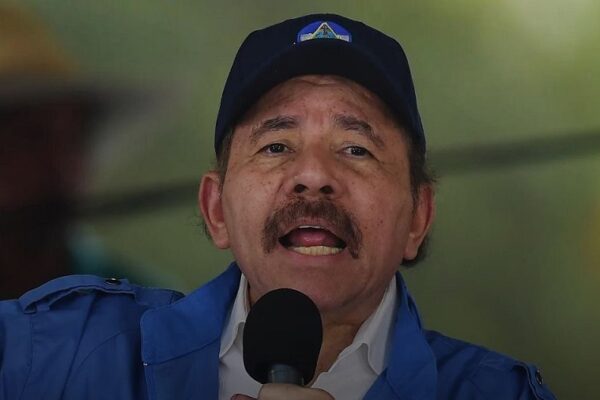 Daniel Ortega arremete contra Lula y lo acusa de corrupto por su posición ante las elecciones venezolanas Daniel Ortega arremete contra Lula y lo acusa de corrupto por su posición ante las elecciones venezolanas