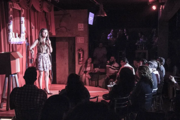 El Auge del Stand-Up: Cómo el Género ha Evolucionado y Conquistado la Cultura Popular